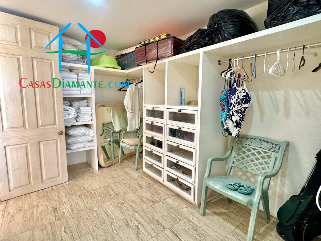 Brisas Diamante Villa 98 - Recámara principal 18